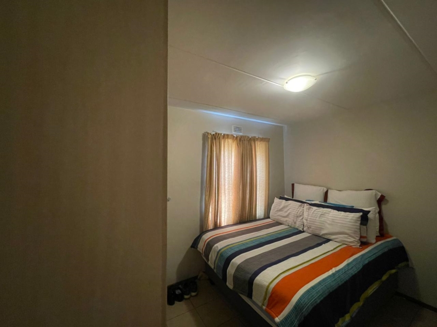 2 Bedroom Property for Sale in Noordwyk Gauteng