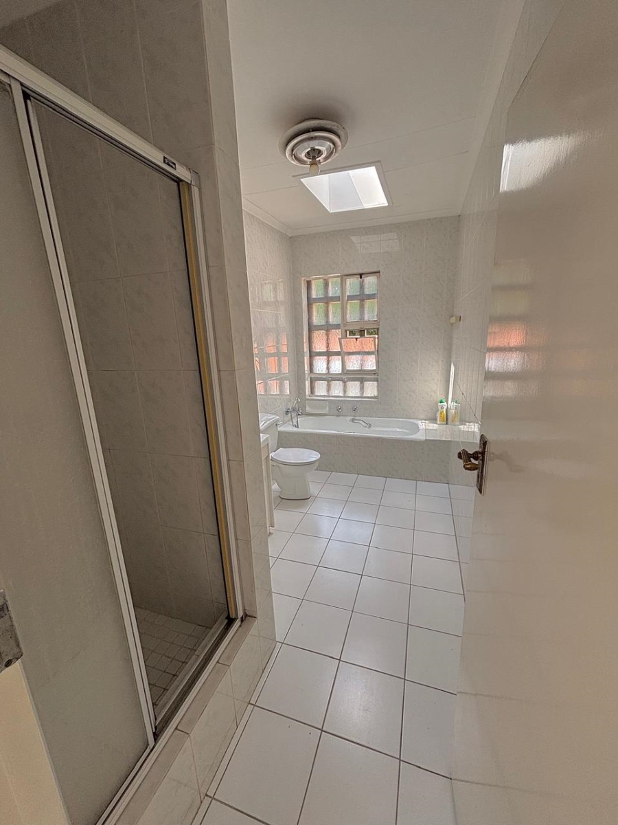 To Let 1 Bedroom Property for Rent in Sandton Central Gauteng