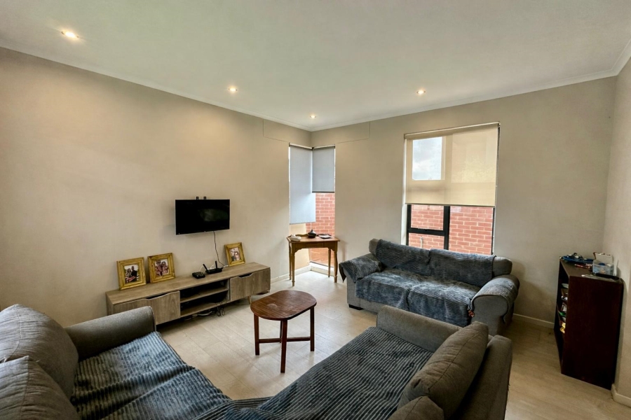 3 Bedroom Property for Sale in Queenswood Gauteng