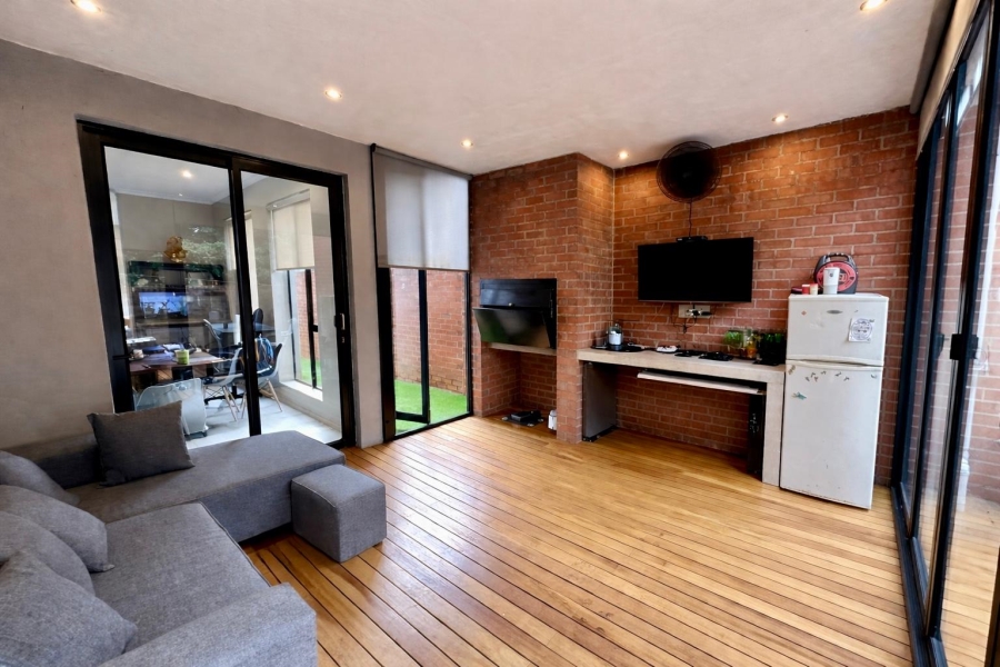 3 Bedroom Property for Sale in Queenswood Gauteng