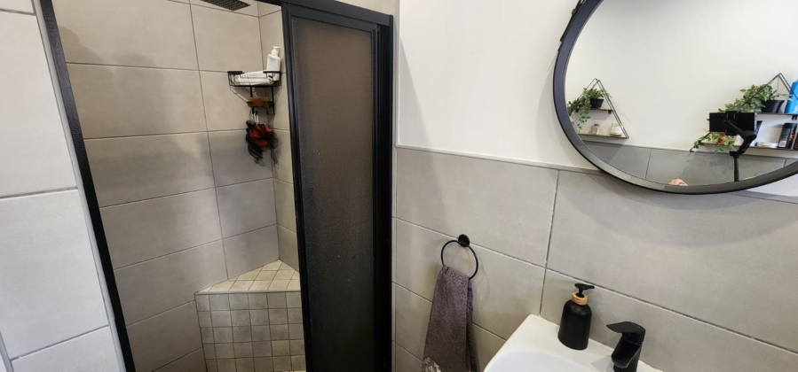 4 Bedroom Property for Sale in Mountain View Gauteng