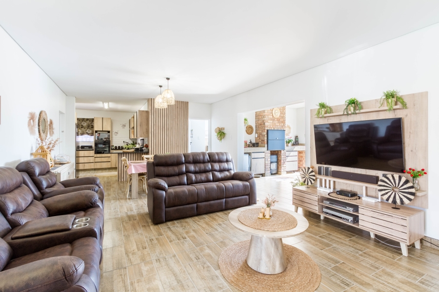 3 Bedroom Property for Sale in Equestria Gauteng