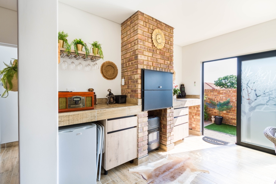 3 Bedroom Property for Sale in Equestria Gauteng