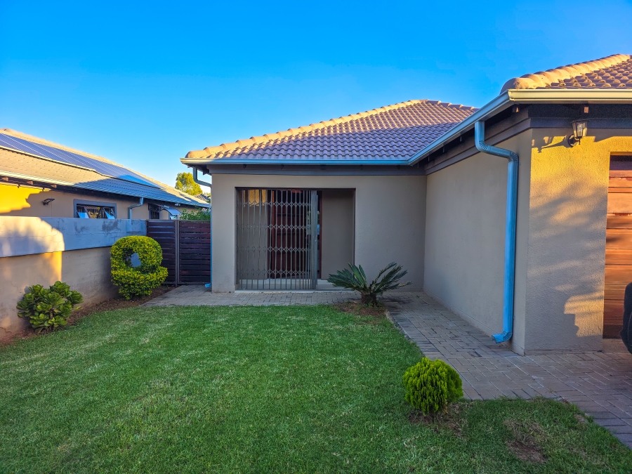 3 Bedroom Property for Sale in Eldorette Gauteng