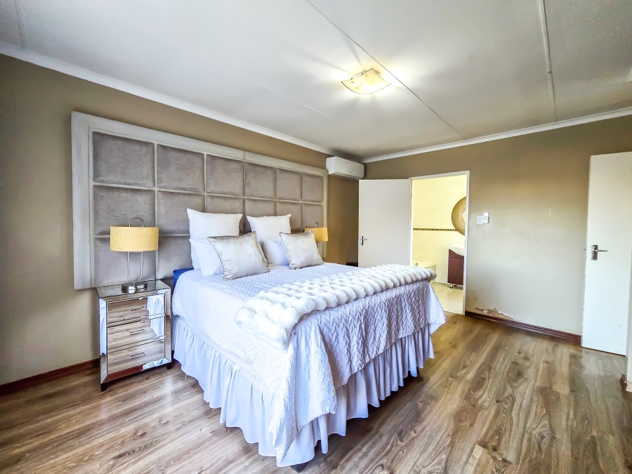 3 Bedroom Property for Sale in Eldorette Gauteng