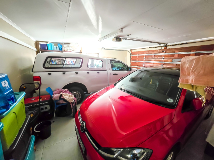 3 Bedroom Property for Sale in Eldorette Gauteng