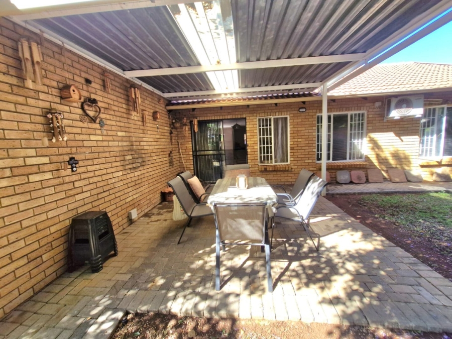 3 Bedroom Property for Sale in Sinoville Gauteng