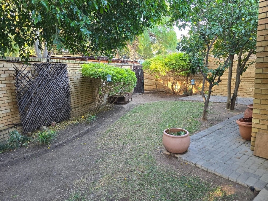 3 Bedroom Property for Sale in Sinoville Gauteng