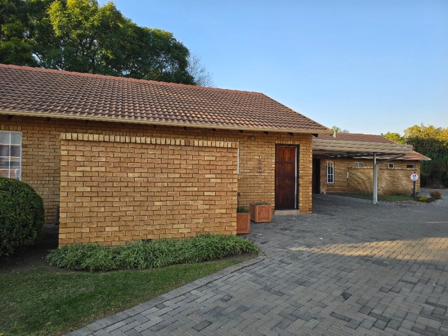 3 Bedroom Property for Sale in Sinoville Gauteng