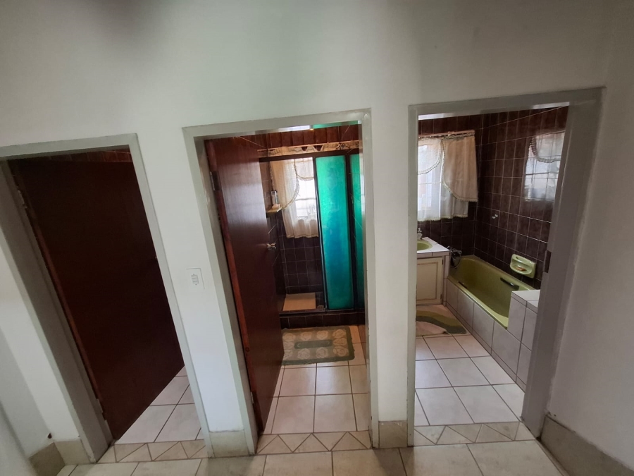 3 Bedroom Property for Sale in Andeon AH Gauteng