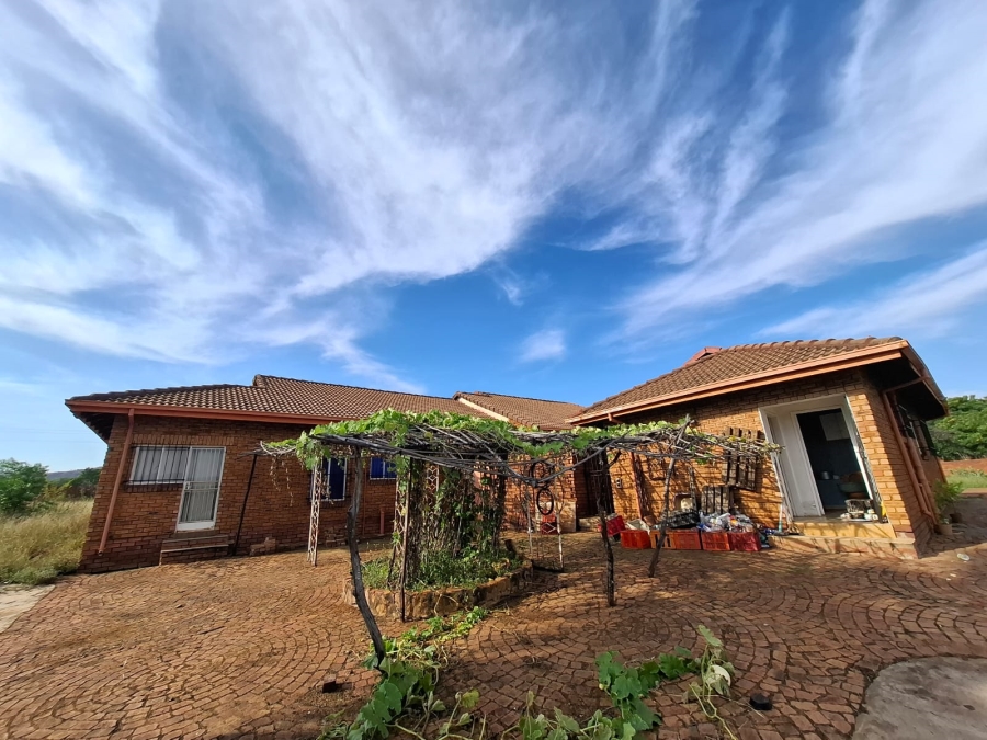 3 Bedroom Property for Sale in Andeon AH Gauteng