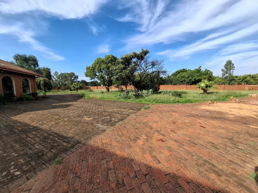 3 Bedroom Property for Sale in Andeon AH Gauteng