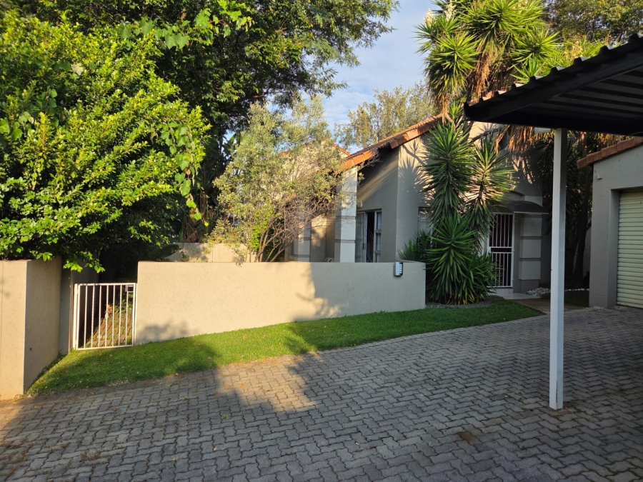 3 Bedroom Property for Sale in Sunninghill Gauteng