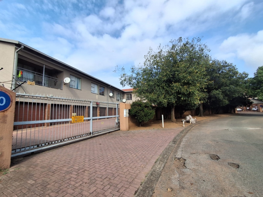2 Bedroom Property for Sale in Vanderbijlpark CE 3 Gauteng