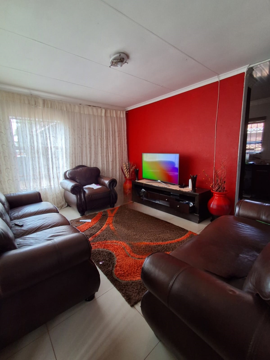 3 Bedroom Property for Sale in Sebokeng Zone 14 Gauteng