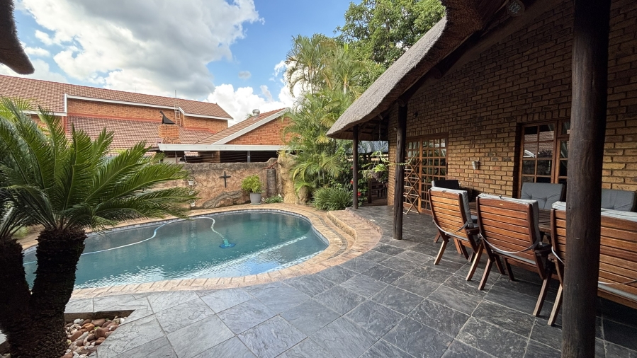 5 Bedroom Property for Sale in Montana Park Gauteng