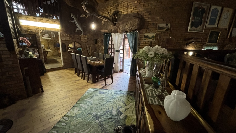 5 Bedroom Property for Sale in Montana Park Gauteng