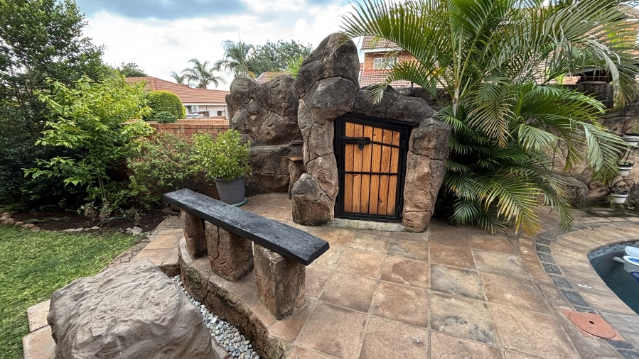 5 Bedroom Property for Sale in Montana Park Gauteng