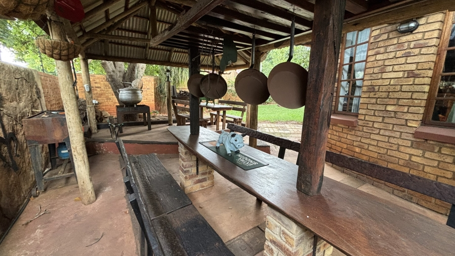 5 Bedroom Property for Sale in Montana Park Gauteng