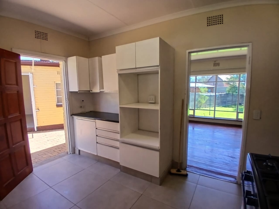 To Let 3 Bedroom Property for Rent in Brenthurst Gauteng