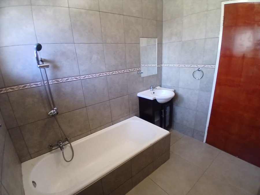 To Let 3 Bedroom Property for Rent in Brenthurst Gauteng