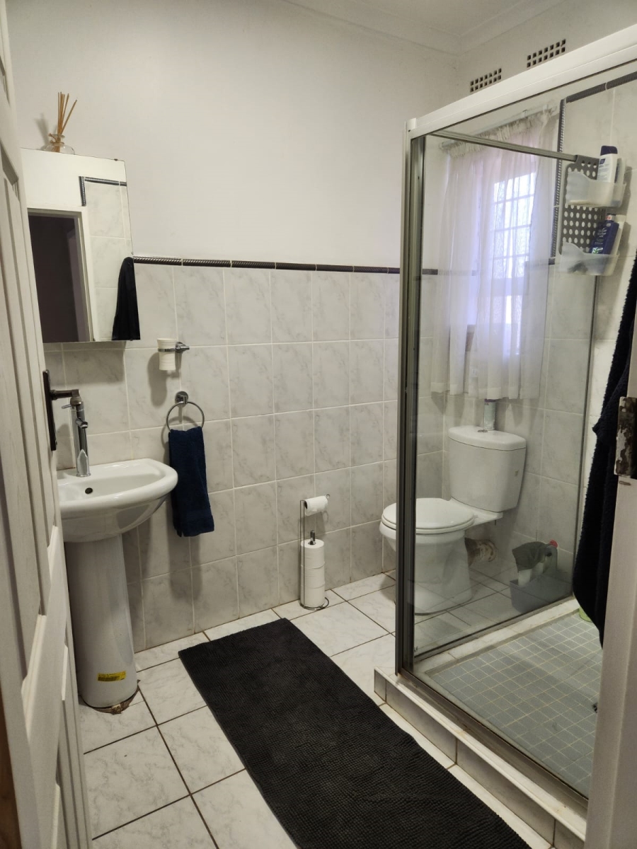 4 Bedroom Property for Sale in Linden Gauteng