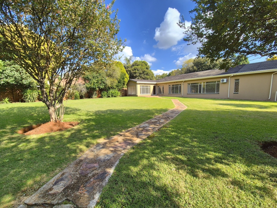 3 Bedroom Property for Sale in Sonneveld Gauteng