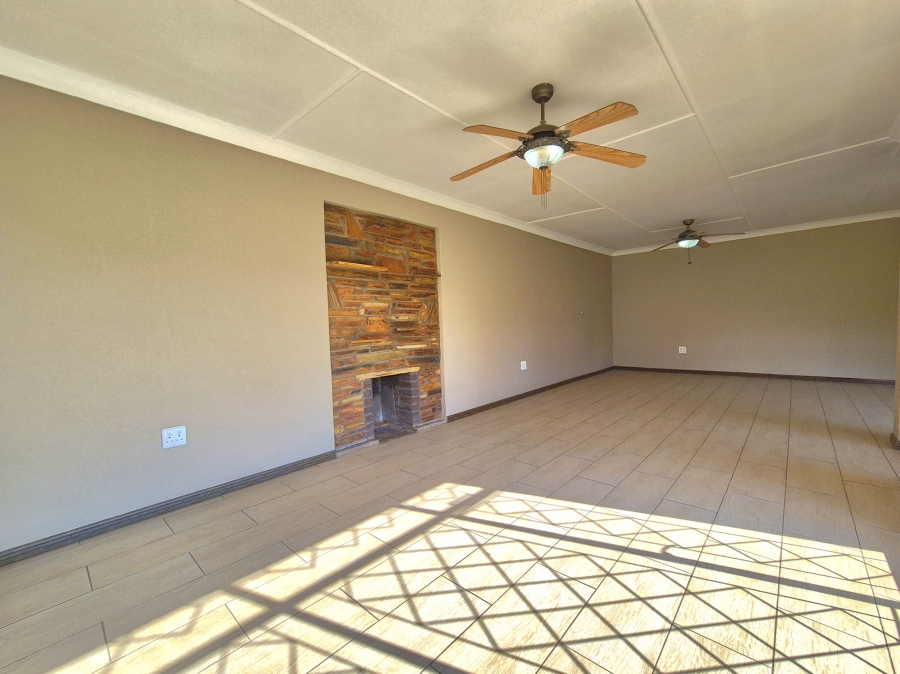 3 Bedroom Property for Sale in Sonneveld Gauteng