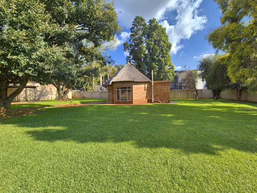 3 Bedroom Property for Sale in Sonneveld Gauteng