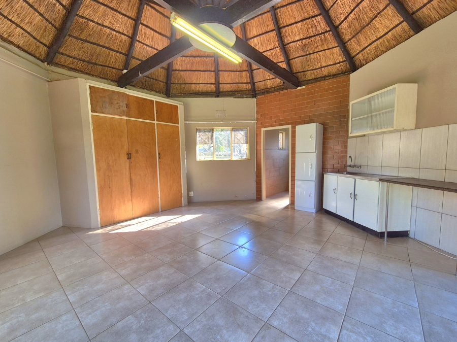 3 Bedroom Property for Sale in Sonneveld Gauteng
