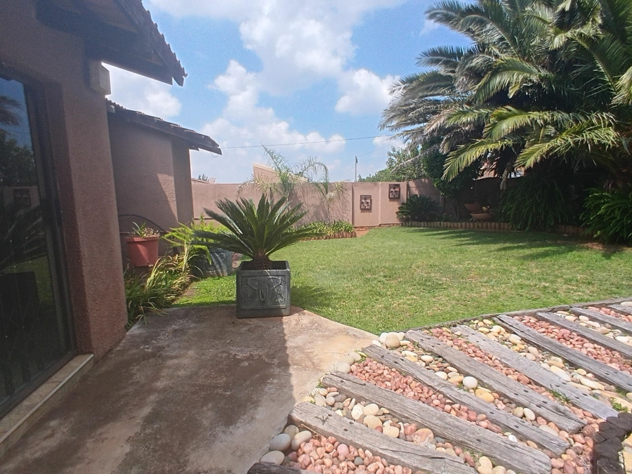 3 Bedroom Property for Sale in Fochville Gauteng