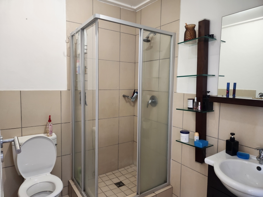 To Let 2 Bedroom Property for Rent in Jackal Creek Golf Estate Gauteng