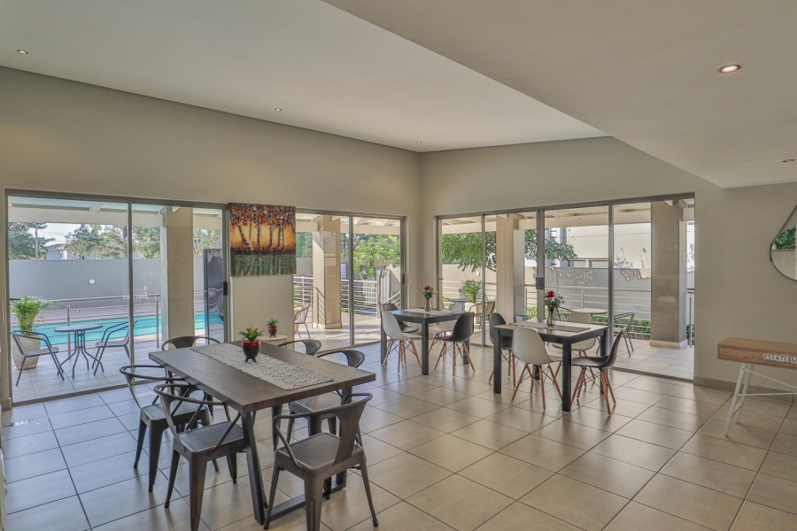 To Let 2 Bedroom Property for Rent in Broadacres Gauteng