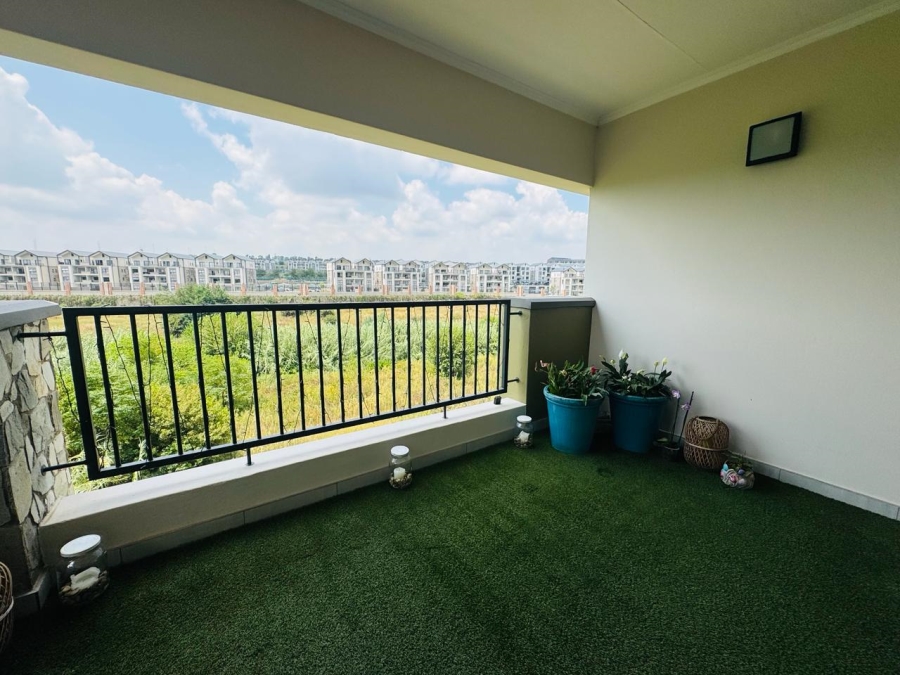 1 Bedroom Property for Sale in Waterfall Gauteng