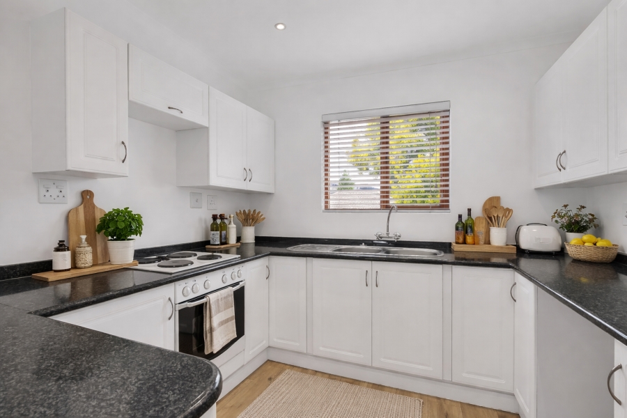 2 Bedroom Property for Sale in Bryanston Gauteng