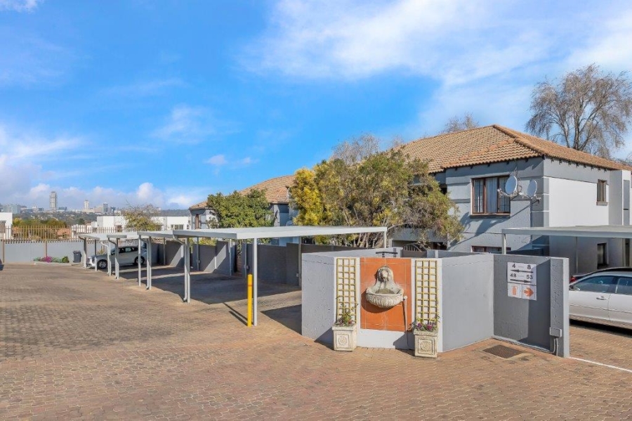 2 Bedroom Property for Sale in Bryanston Gauteng