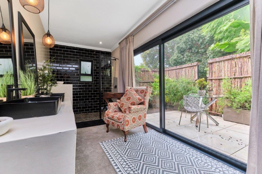 6 Bedroom Property for Sale in Bryanston Gauteng