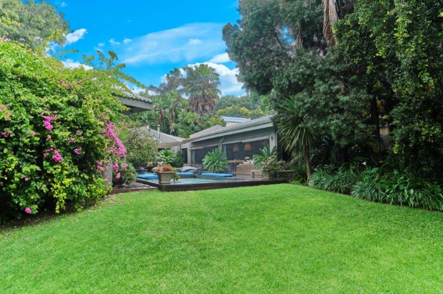 6 Bedroom Property for Sale in Bryanston Gauteng