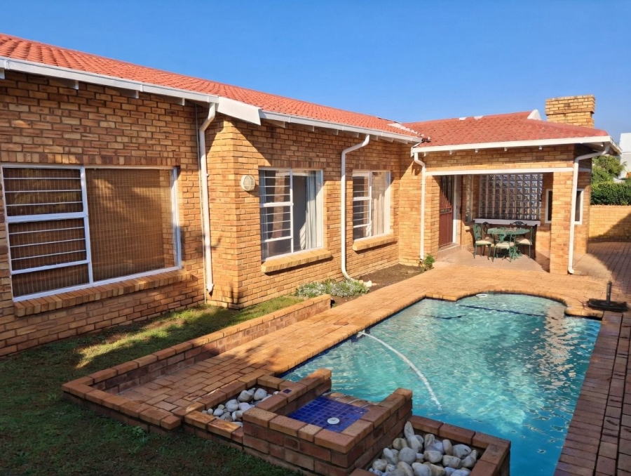 To Let 3 Bedroom Property for Rent in Boskruin Gauteng