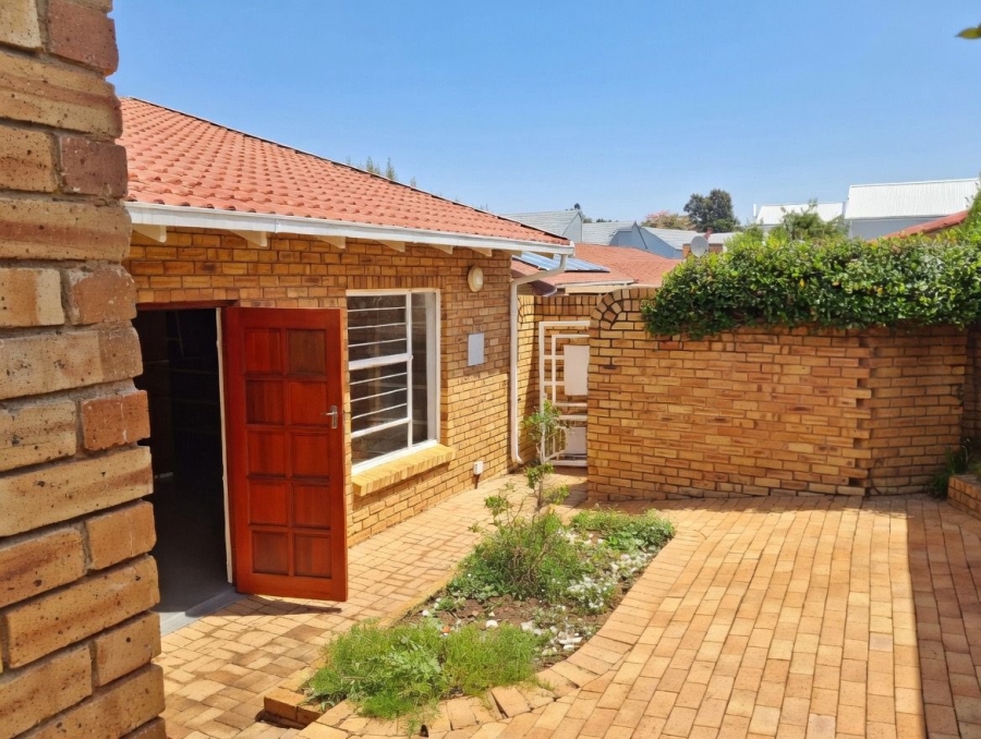 To Let 3 Bedroom Property for Rent in Boskruin Gauteng