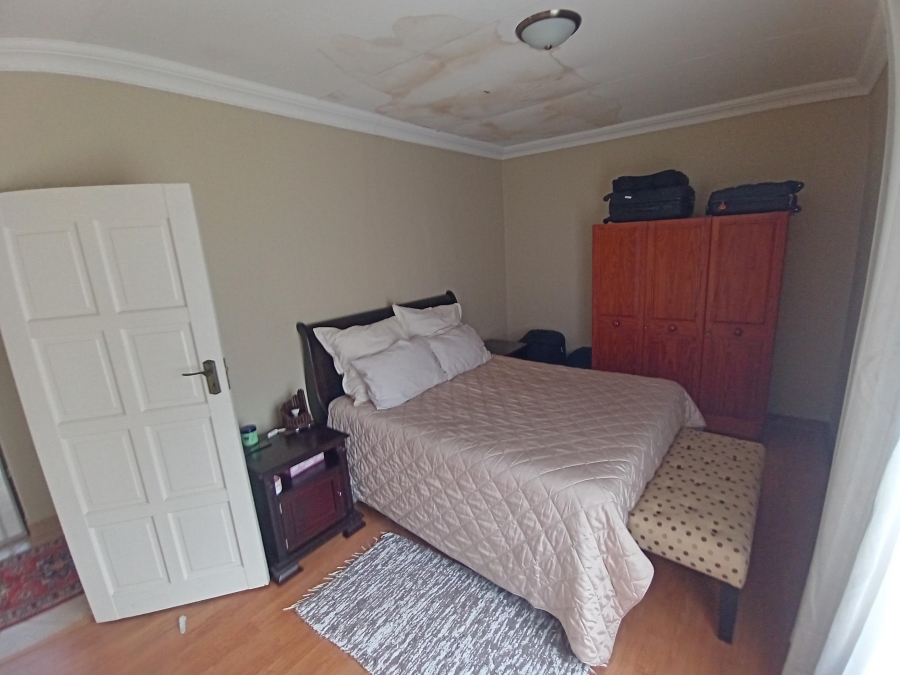 3 Bedroom Property for Sale in Mulbarton Gauteng