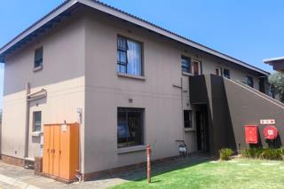 2 Bedroom Property for Sale in Albertsdal Gauteng