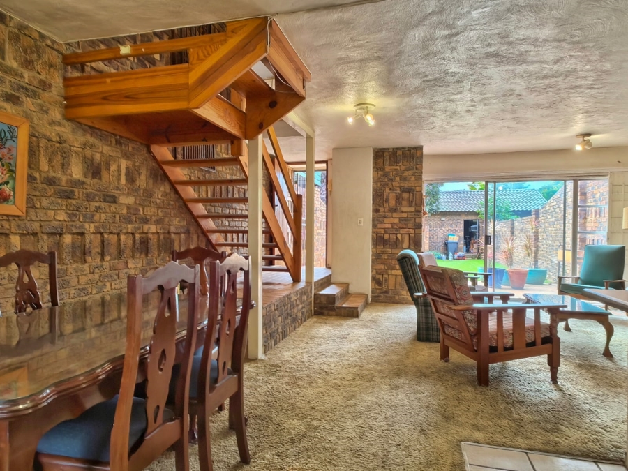 3 Bedroom Property for Sale in Northcliff Gauteng