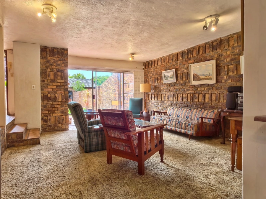 3 Bedroom Property for Sale in Northcliff Gauteng