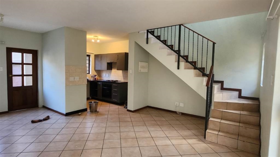 2 Bedroom Property for Sale in Halfway Gardens Gauteng