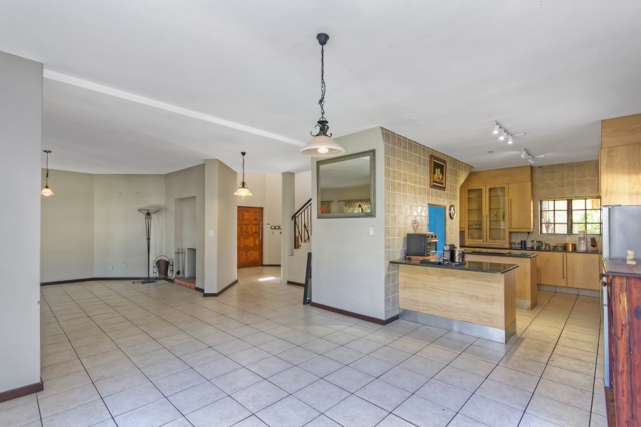 4 Bedroom Property for Sale in Kyalami Hills Gauteng