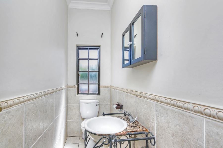 4 Bedroom Property for Sale in Kyalami Hills Gauteng