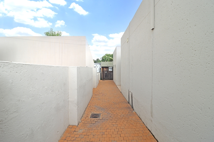 3 Bedroom Property for Sale in Paulshof Gauteng