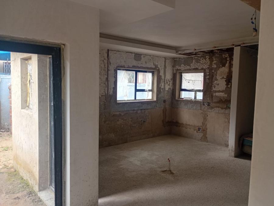 4 Bedroom Property for Sale in Mondeor Gauteng