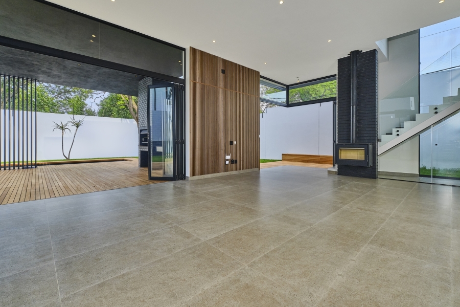 4 Bedroom Property for Sale in Bryanston East Gauteng